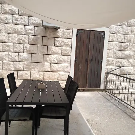 Miki Apartamento Pucisca