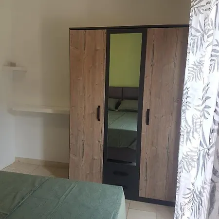 Miki Apartment *