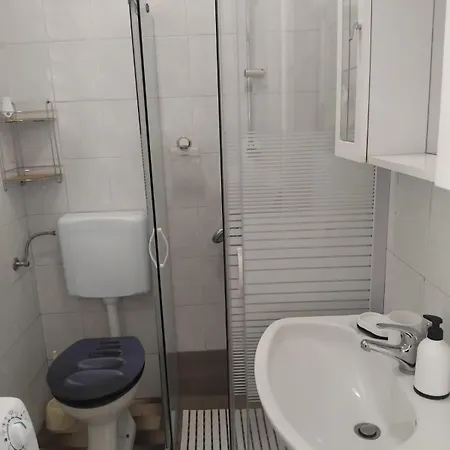 Miki Apartment *